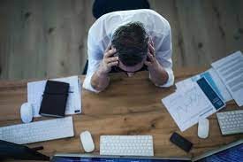 Trabajar más de 55 horas semanales aumenta el riesgo de muerte, según la OMS | Internacionales