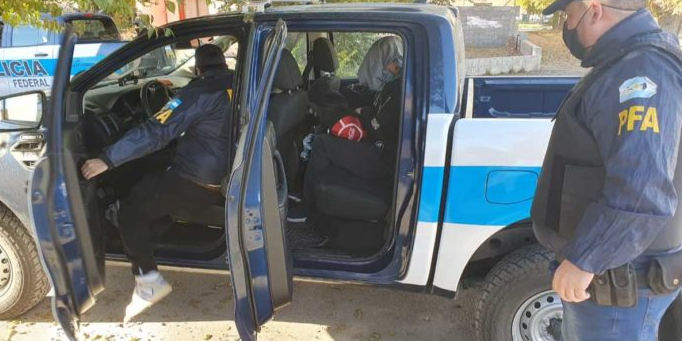 Desbaratan banda que traficaba cocaína en baldes que era elaborada por un químico | Actualidad