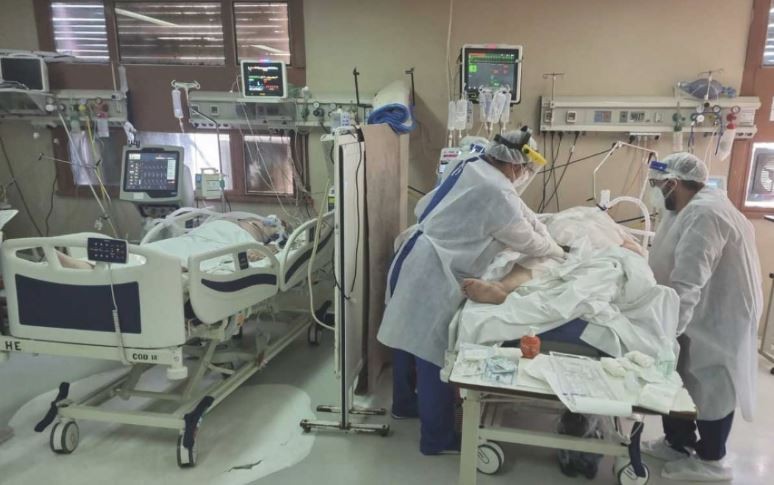 Murió en Neuquén una paciente con coronavirus que esperó durante diez días una cama de terapia | Actualidad