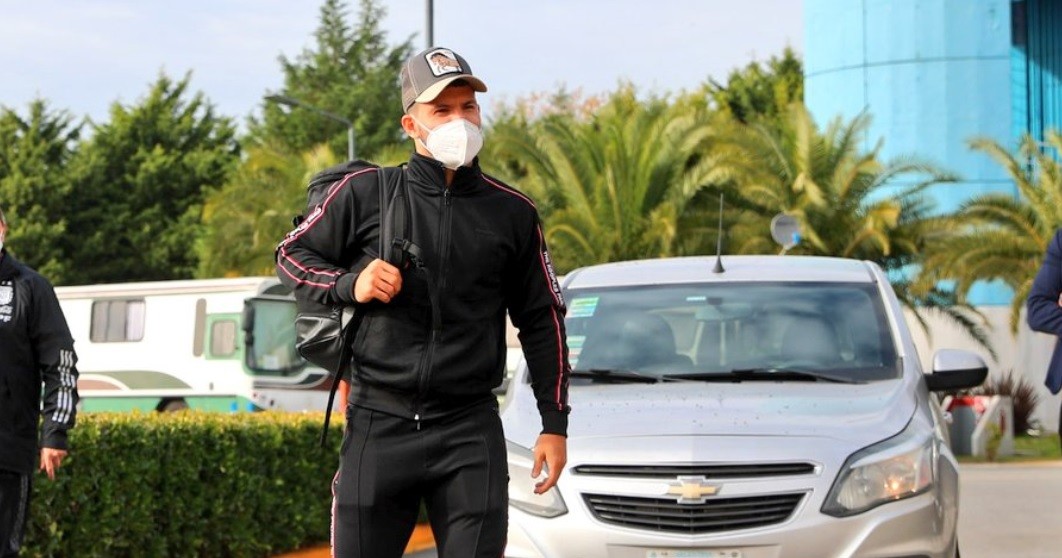 Tras arrojar positivo de coronavirus en test rápido, Agüero dio negativo en PCR y evalúan si podrá jugar | Deportes