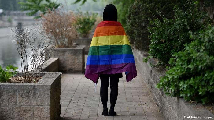 Prohíben por ley "promover" la homosexualidad entre menores en Hungría | Internacionales