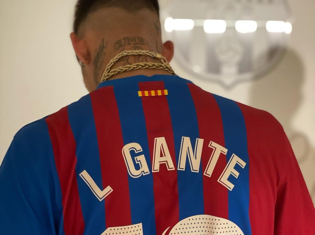 L-Gante visitó el Camp Nou y dejó un mensaje para Messi y el Kun Agüero | Espectáculos