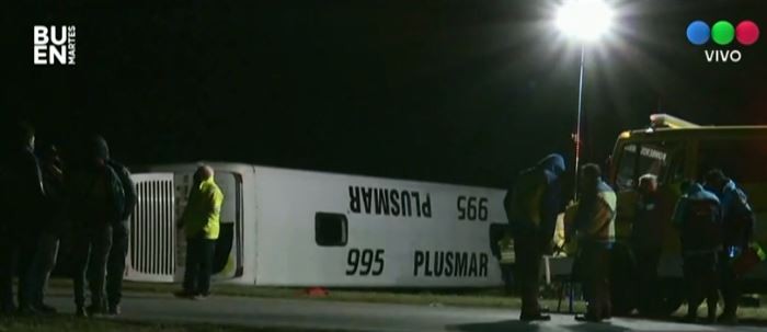 Volcó un micro en Ruta 2: dos fallecidos y al menos 20 heridos | Actualidad