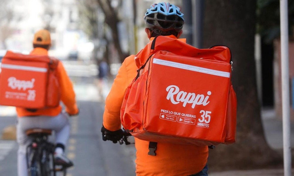 En Colombia, una empresa de delivery vacuna solo a los empleados "que más trabajen" | Internacionales