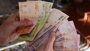 Tarjeta Alimentar de julio, AUH, AUE, Jubilaciones y Potenciar Trabajo con aumentos y bonos | Economía