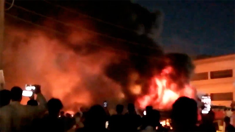 Al menos 52 pacientes murieron en un incendio en un hospital del sur de Irak | Internacionales