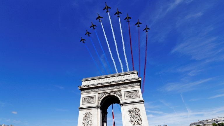 Celebran nuevo aniversario de la Toma de la Bastilla con propuestas interactivas | Internacionales