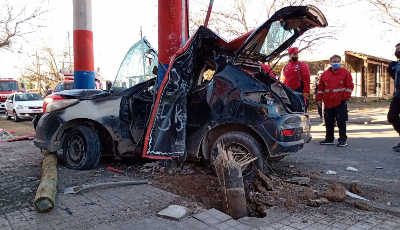 Impactantes imágenes del choque que dejó dos mujeres muertas y dos heridas graves | Córdoba