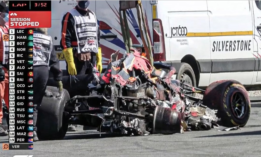 "Destrucción total": Red Bull confirma el estado del auto de Verstappen | Deportes