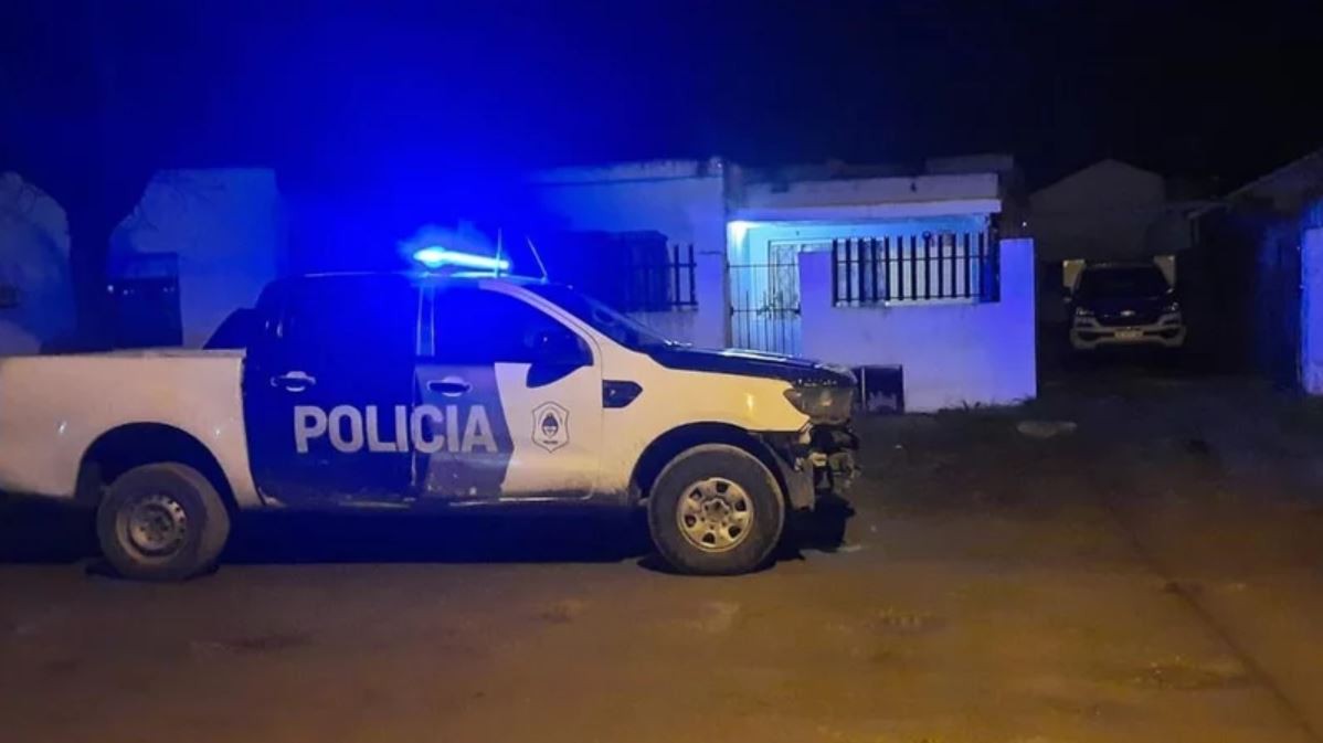 Llamó al 911 por una supuesta caída de su marido y lo había apuñalado | Actualidad