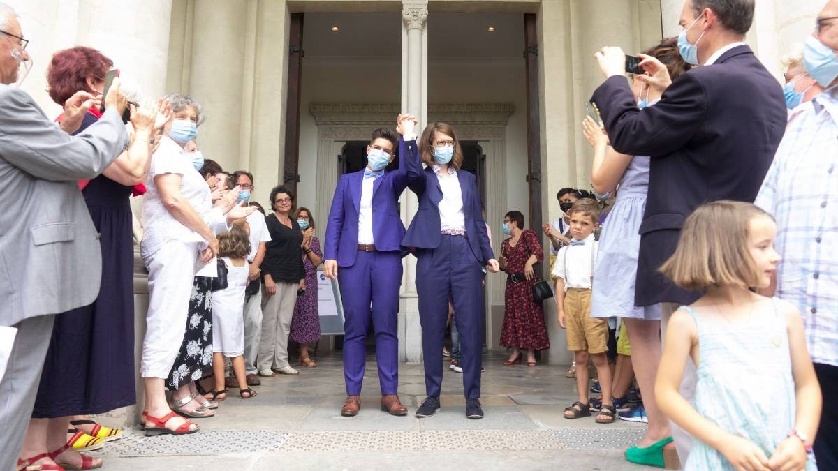 La Iglesia Protestante francesa celebró la primera boda de pastoras lesbianas | Internacionales