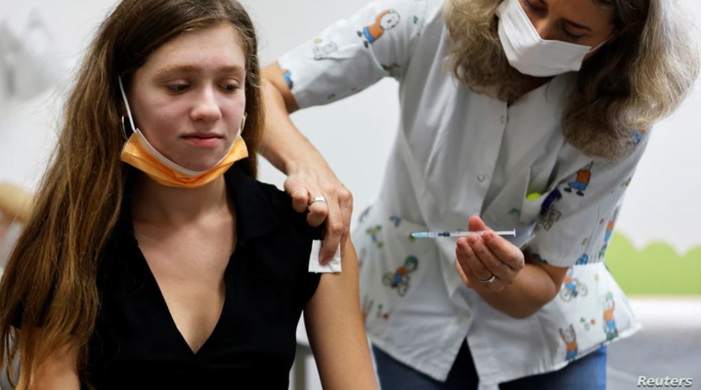 Variante Delta: ¿Las personas vacunadas pueden contagiarse y transmitir el virus? | Internacionales