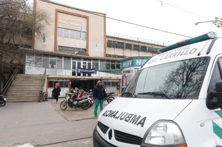 Se salvó tras caer a la vereda desde un noveno piso en La Plata | Actualidad