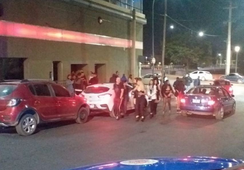 Fiesta clandestina en boliche de la costanera, había 250 personas | Córdoba