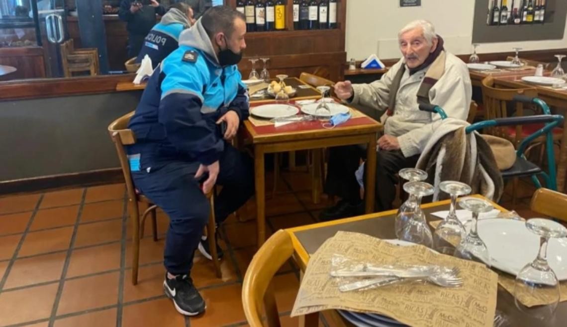 La odisea del anciano de 99 años que salió de Balcarce y apareció almorzando en Mar del Plata | Actualidad