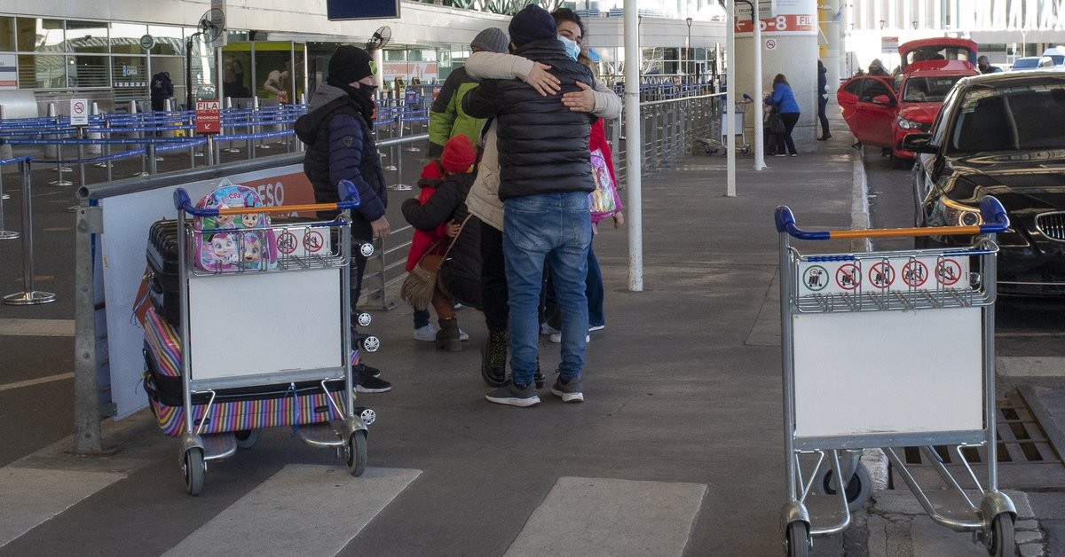 El Gobierno habilitará vuelos especiales para repatriar a argentinos varados en el exterior | Actualidad