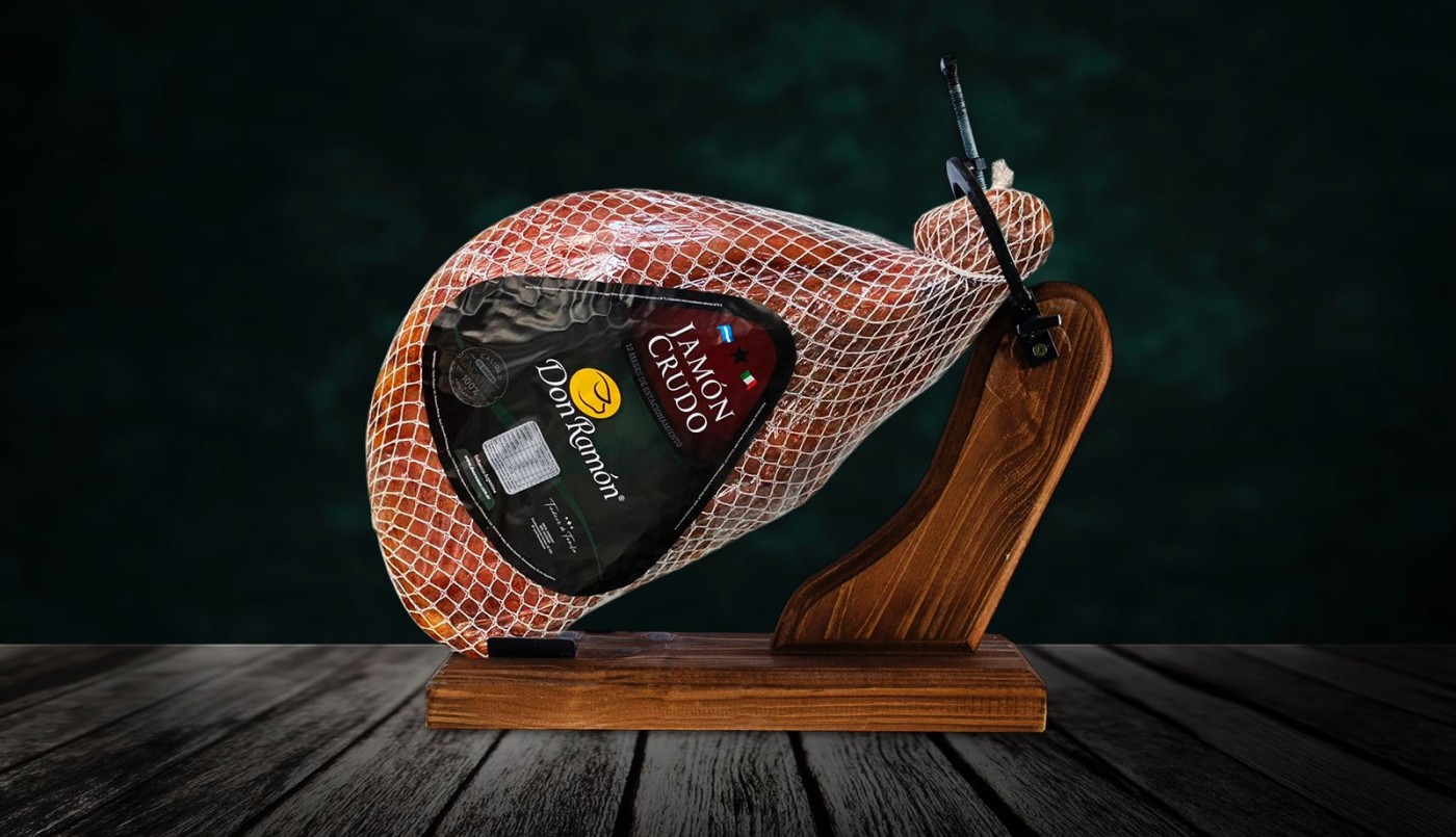 Ganate esta Súper Box que incluye un Jamón Crudo entero y muchas delicias más. Ingresa para participar! | Redes