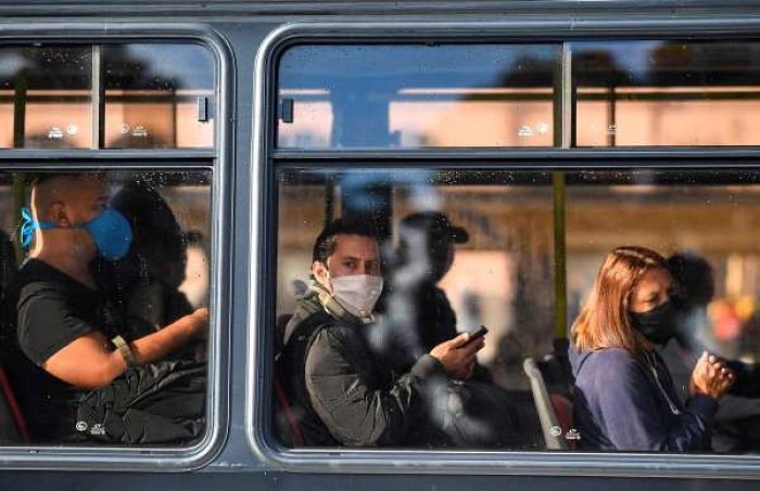 El transporte público dejó de ser sólo para esenciales en el AMBA | Actualidad