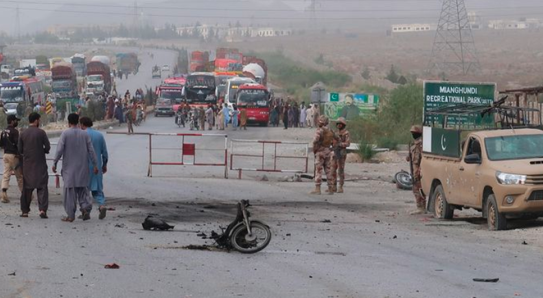 Atentado talibán en Pakistán deja 4 muertos y 17 heridos | Internacionales