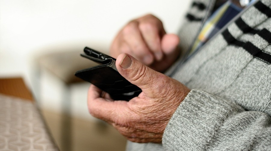 Planes sociales, jubilaciones y juicios: nuevas formas de estafas bancarias y telefónicas | Actualidad