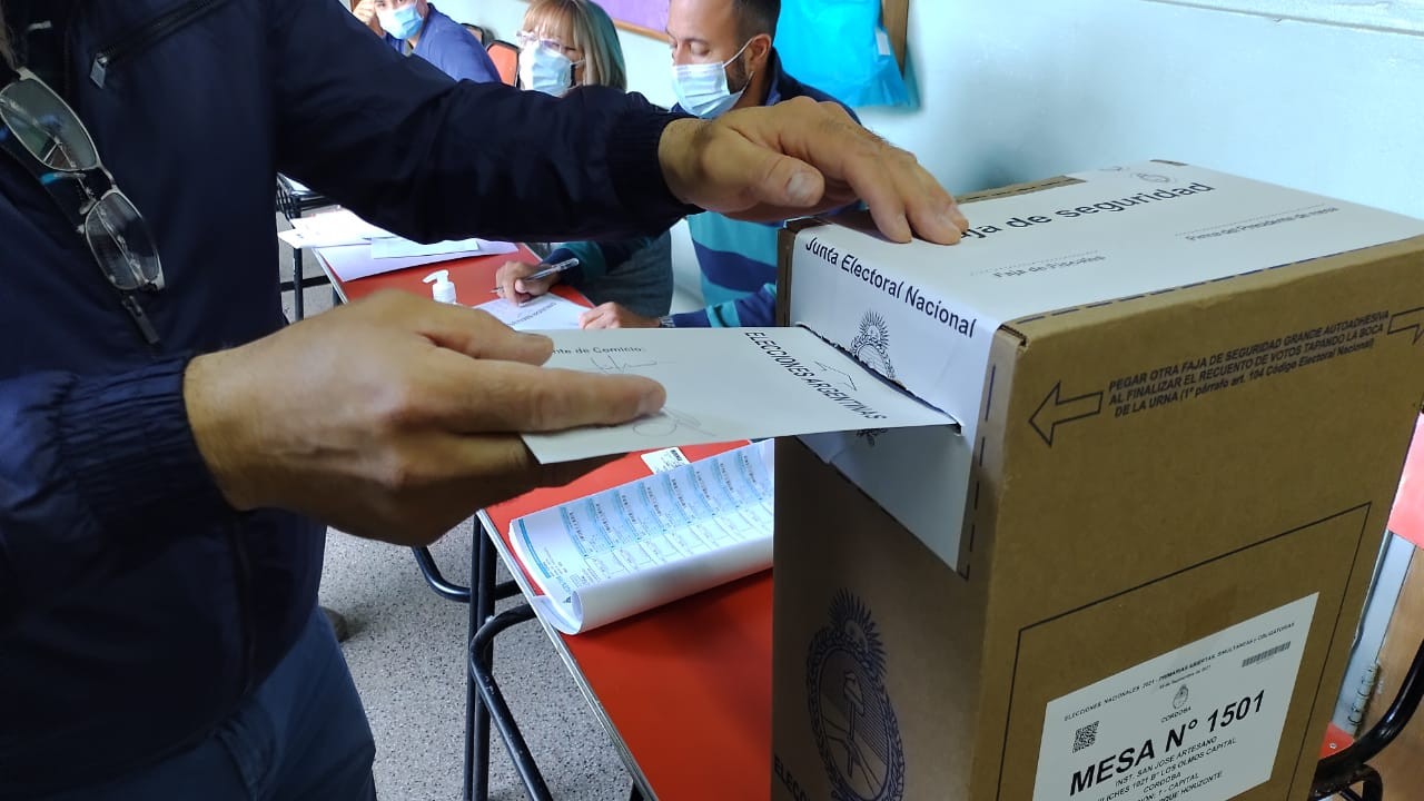 Al llegar a la mitad de la jornada eleccionaria, solo votó el 26% del padrón | Elecciones Legislativas 2021