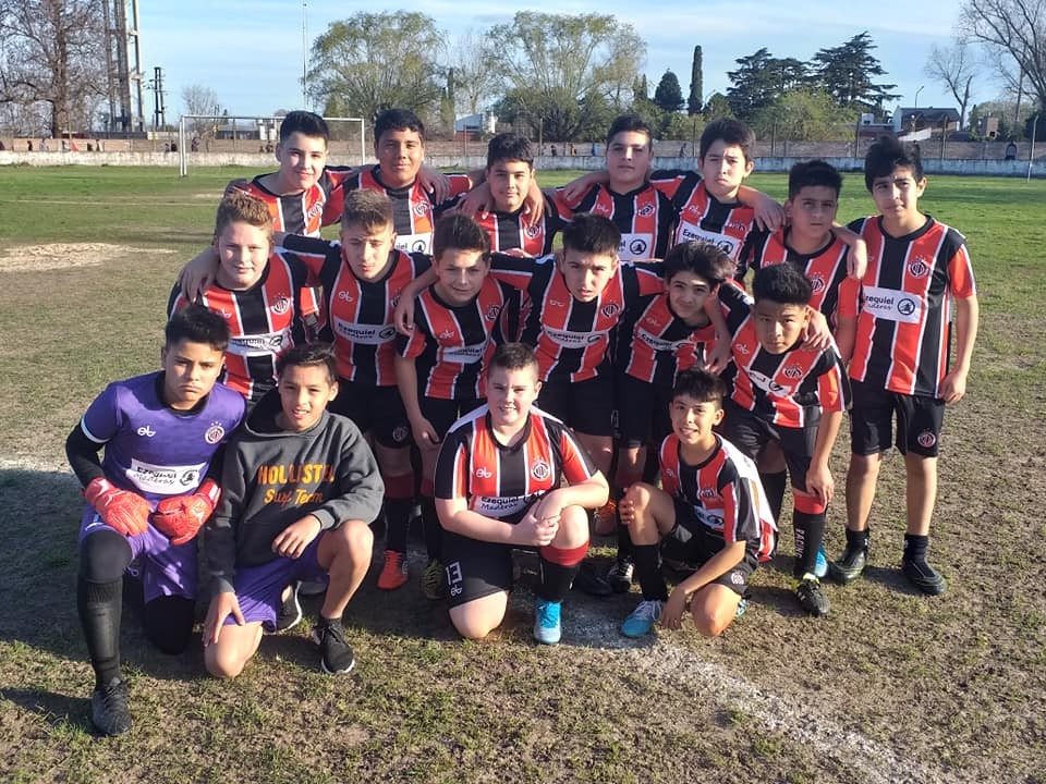 Un niño erró un penal decisivo en un partido y la reacción del árbitro conmovió a todos | Deportes