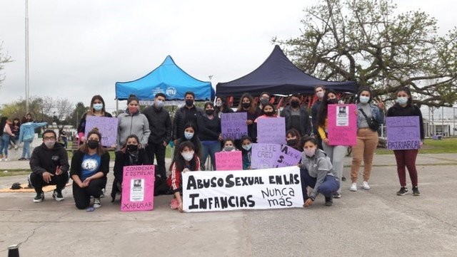 El escalofriante caso del empresario que violó a sus 4 hijas: "Que venga a rascarme una de las chinitas" | Actualidad