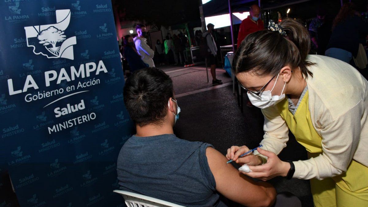 "La noche de las vacunas": La Pampa incentivó la inmunización contra el Covid | Actualidad