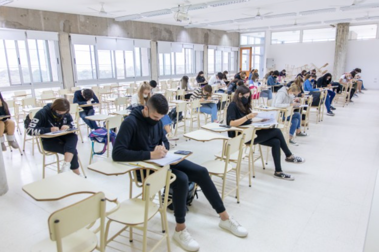 El Gobierno habilitó la presencialidad plena en las universidades | Actualidad