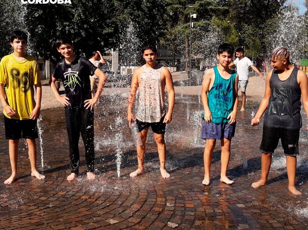 La temperatura en Córdoba superó los 40° y estos cuerpos lo saben | Córdoba