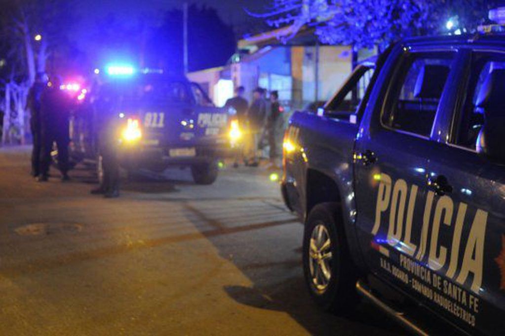 Balacera en una calle en Rosario: hirieron a una nena que estaba en su casa | Actualidad