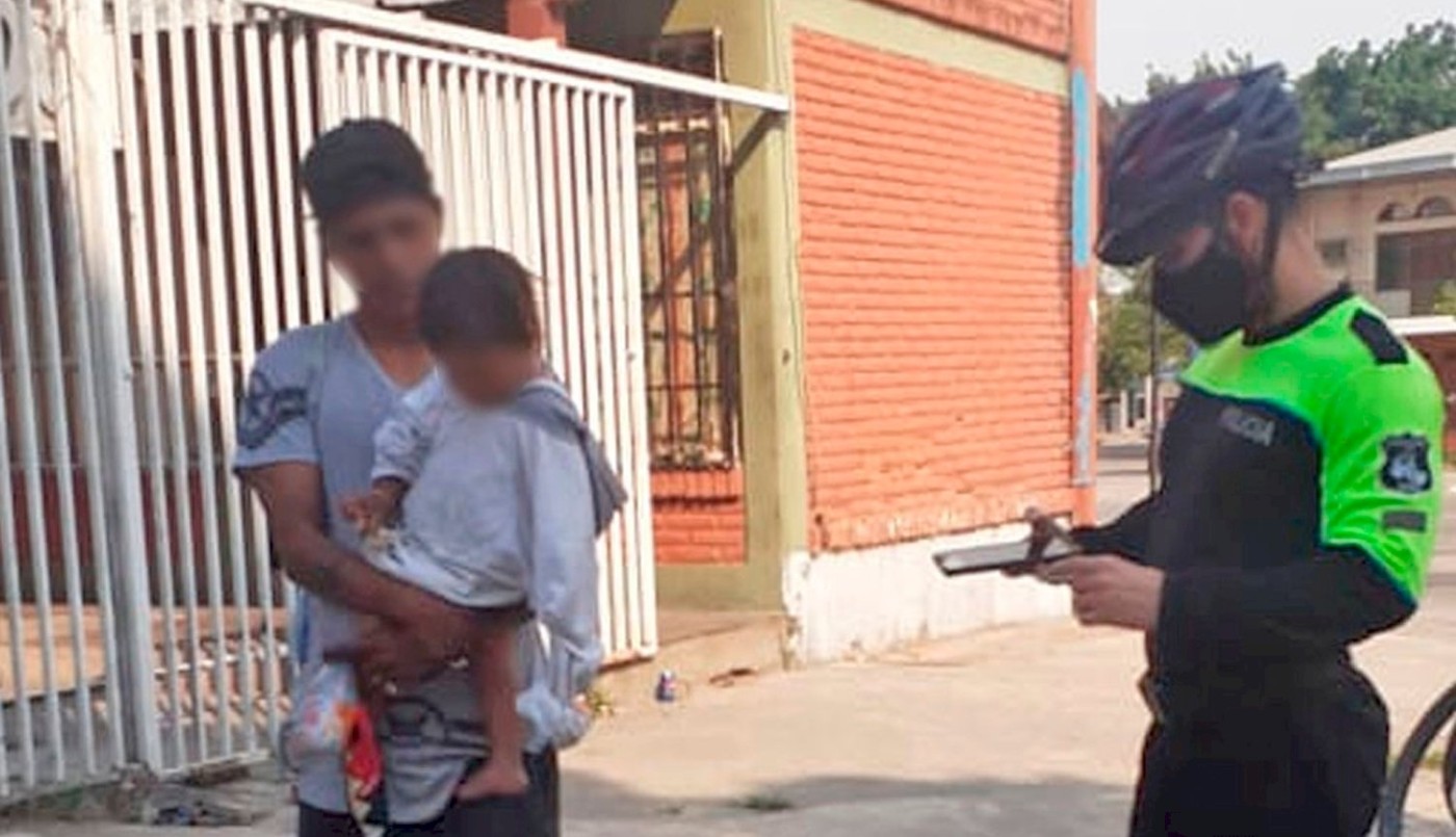 Detuvieron a un hombre que intentaba pasar a Bolivia con una beba robada | Actualidad