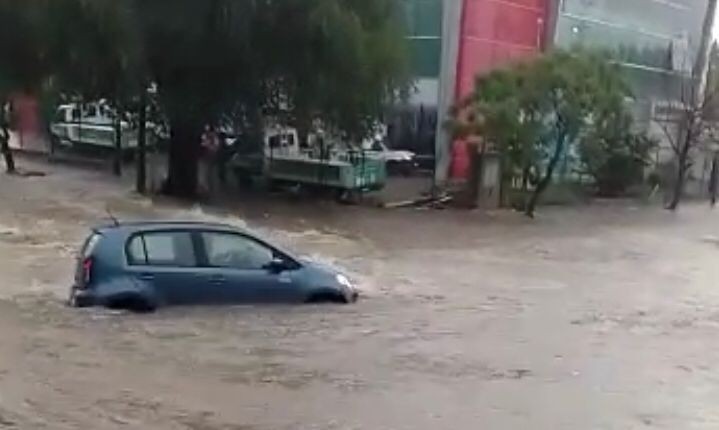 Fuertes lluvias generan complicaciones en la ciudad | Córdoba