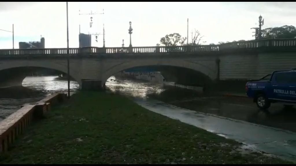 Por el desborde del Suquía cortaron ambas manos de costanera | Córdoba