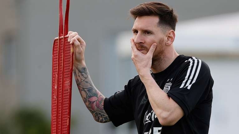 Messi, al banco: Argentina enfrenta a Uruguay en Montevideo | Deportes