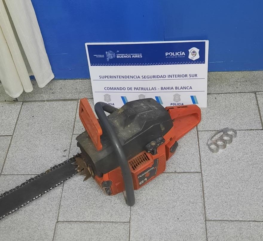 A lo "Masacre de Texas": automovilista enojado amenazó a otro con una motosierra | Actualidad