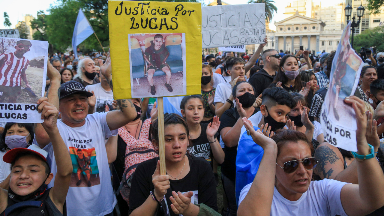 Marchan a Tribunales por el crimen de Lucas González | Actualidad