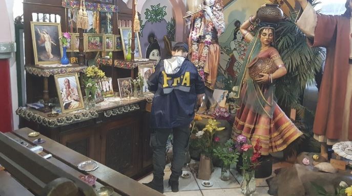 Cayó una banda acusada de trata de personas que tenía un templo Krishna | Actualidad