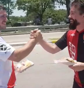 No importan los colores: Uno sabalero y otro de River, juntos festejan este encuentro | Deportes