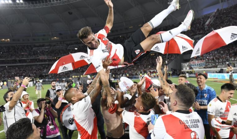 Ponzio, emocionado en su despedida: "Ojalá pueda seguir en esta casa" | Deportes