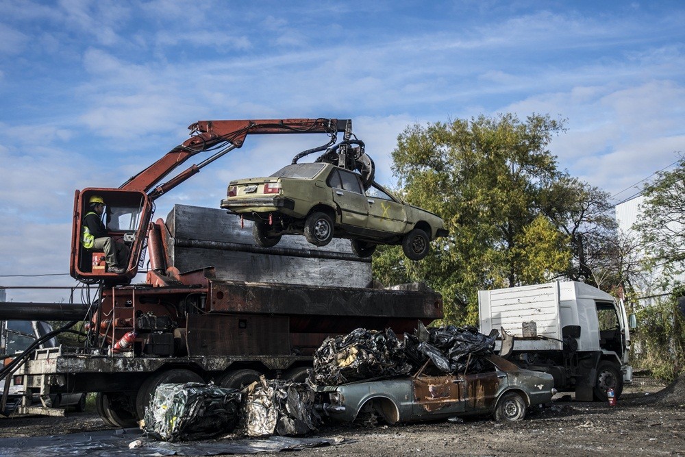 Comenzó el Programa Nacional de Compactación de vehículos, que prevé la donación al Garrahan | Actualidad