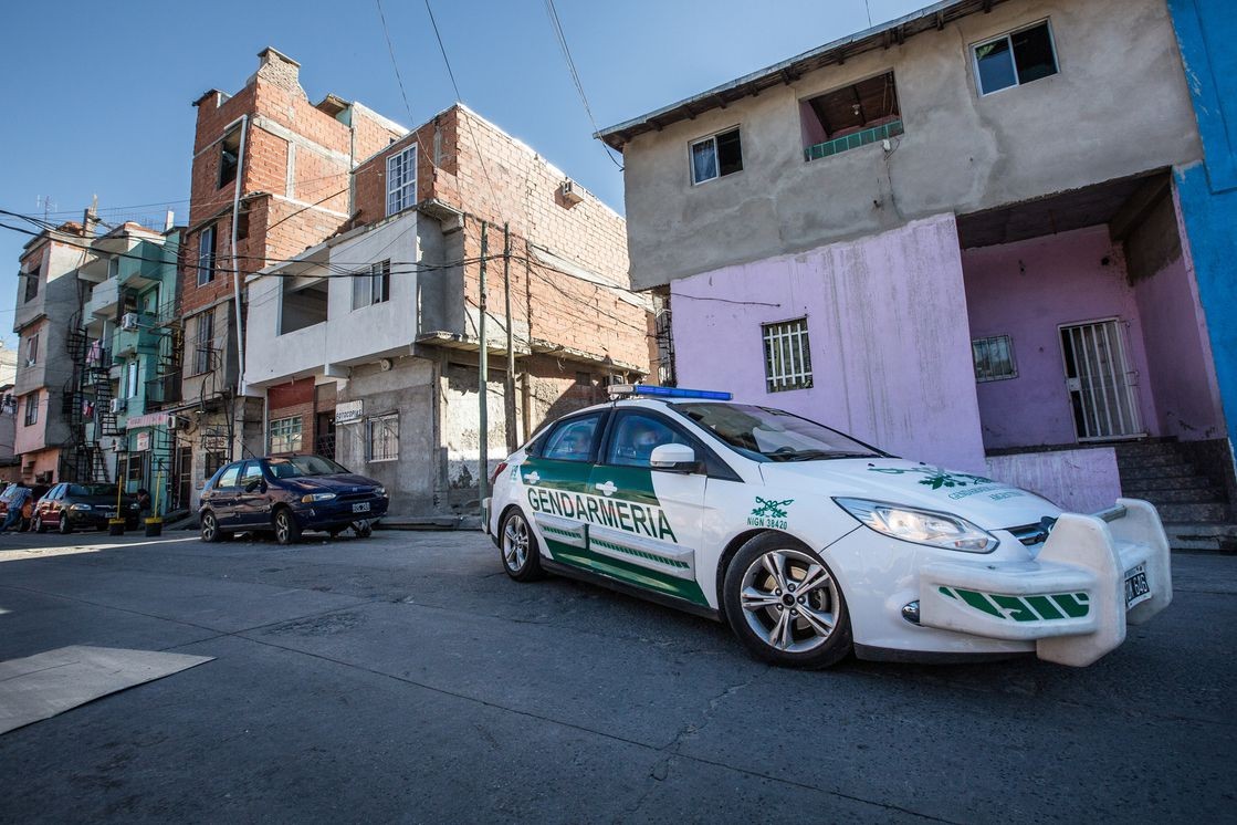Para robarle el auto, le dispararon e hirieron también a su hija de 4 años: están internados | Actualidad