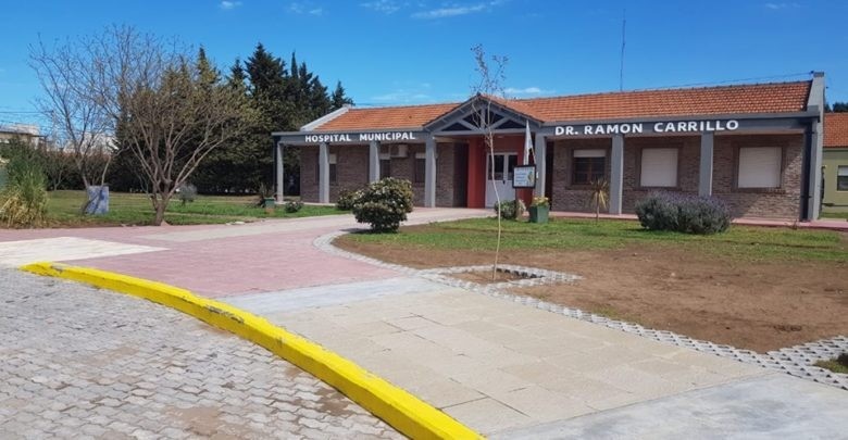 Monte Hermoso: una niña sufrió una picadura, fue atendida en el Hospital Municipal y una vez curada, el médico le recetó chocolate y ravioles | Actualidad