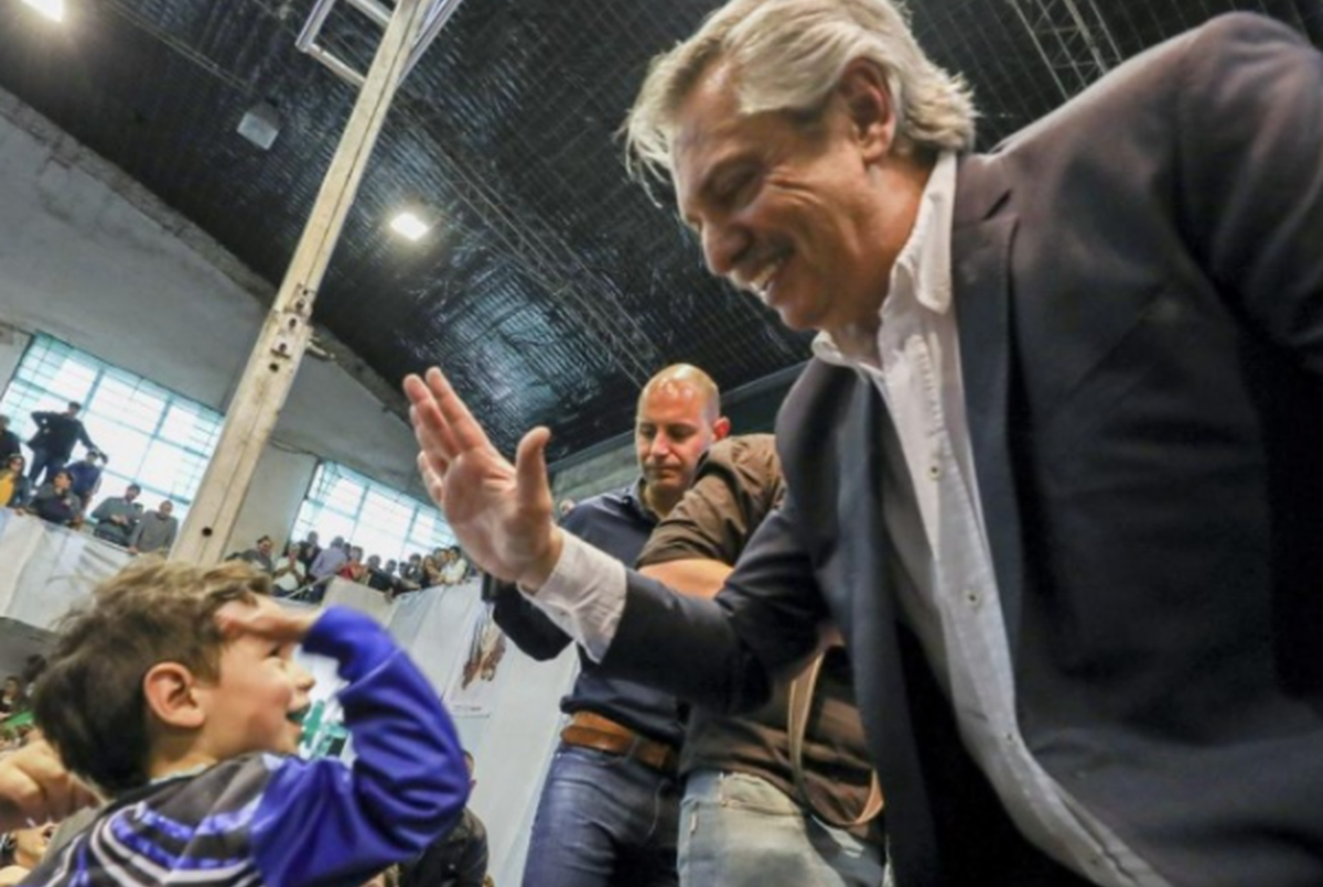 Lanzan la Campaña Nacional de Vacunación para la presencialidad plena en escuelas | Actualidad