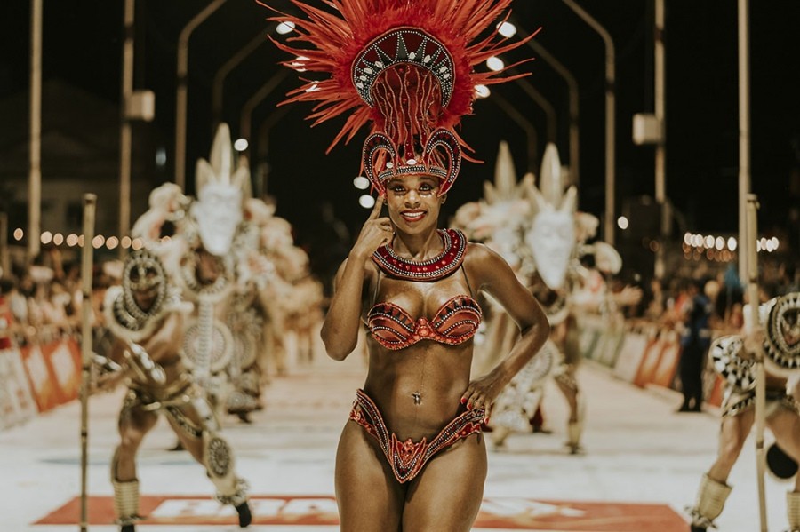 Carnaval 2022: La comparsa entrerriana Marí Marí homenajea las luchas y logros de las mujeres | Actualidad