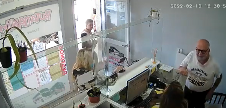 Militante de los derechos humanos golpeó a una mujer en Santa Clara | Actualidad