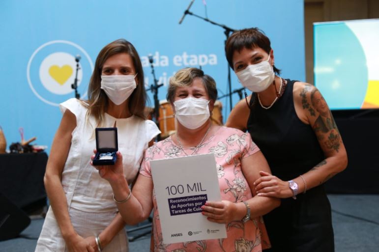 Más de 100.000 madres accedieron a la jubilación por tareas de cuidados | Actualidad