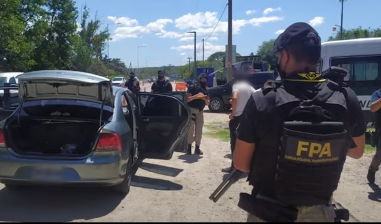 Un ex policía detenido por narcomenudeo en Cosquín Rock | Córdoba