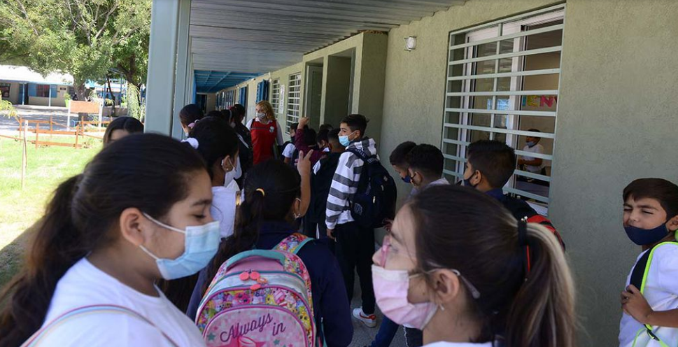 Marchan docentes graduados universitarios por cambios en el estatuto | Córdoba