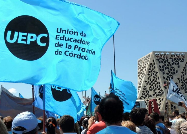 Docentes protestarán por regiones, exigiendo reapertura de paritarias | Córdoba